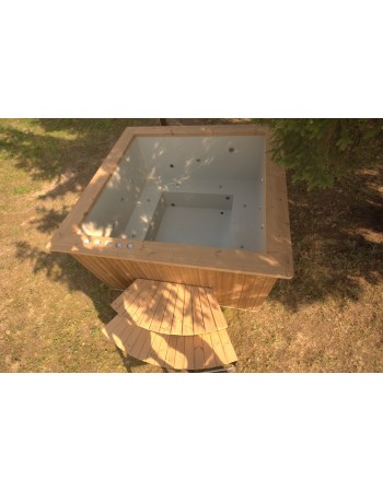 Deluxe hot tub 180x180 cm, square shape with thermowood trim