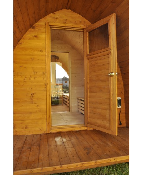 Sauna jardin extérieur avec fenêtre panoramique Sauna jardin extérieur avec fenêtre panoramique