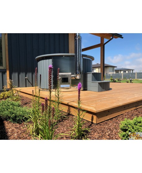 Bain nordique, ornement de jardin. Bain nordique, ornement de jardin.